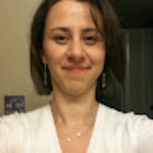 Meet your Posher, Viktória